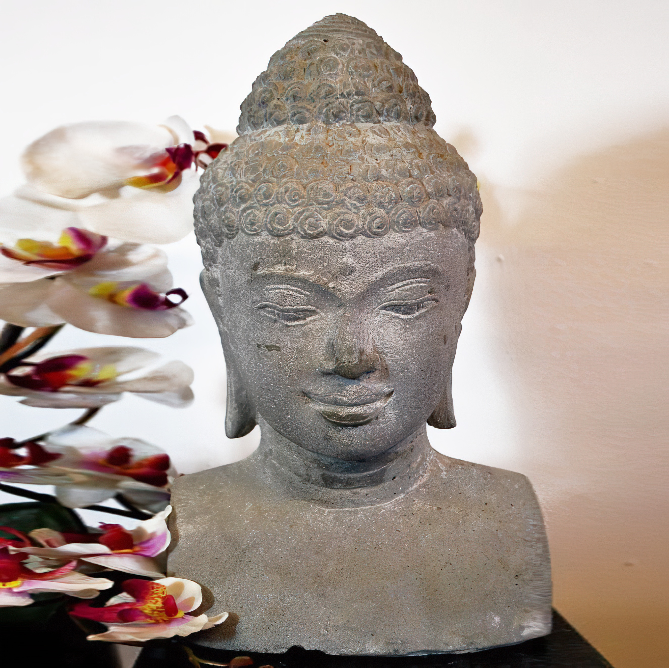 Beau buste de Bouddha décoratif en fonte de pierre