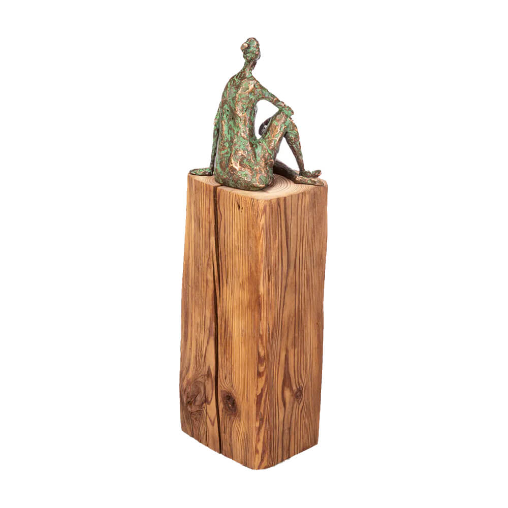 Femme assise - Art en bronze limité avec socle - Marie