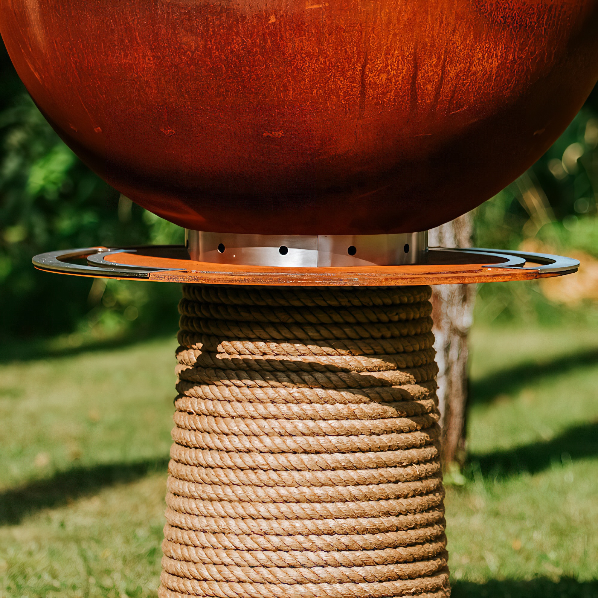 Barbecue de couleur rouille de Masuria pour le jardin en acier - Juno Grill / 106x80cm (HxDm) / non