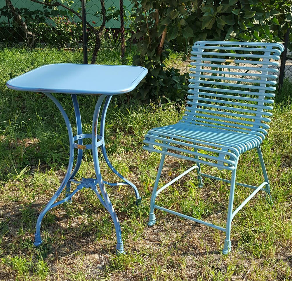 Table en fonte résistante aux intempéries pour le jardin - Pluton / blanc