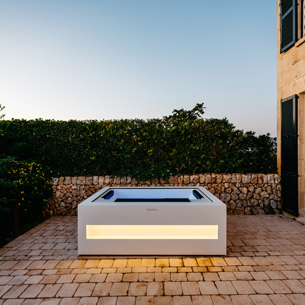 Spa moderne pour l'intérieur et l'extérieur avec de nombreux équipements - Zuberia