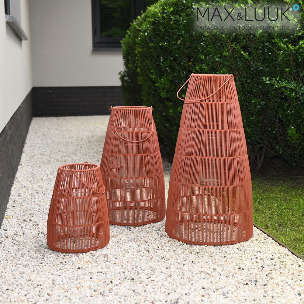 Lanterne de jardin orange en aluminium et cannage avec porte-bougie en verre - Max & Luuk - Mace Laterne / 66x36cm (HxDm)