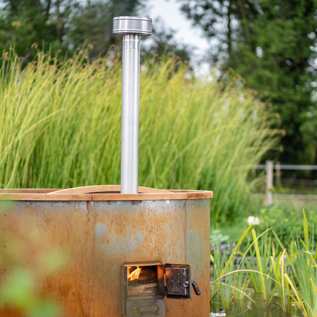 Jacuzzi de jardin rond avec habillage en acier corten - Nakia