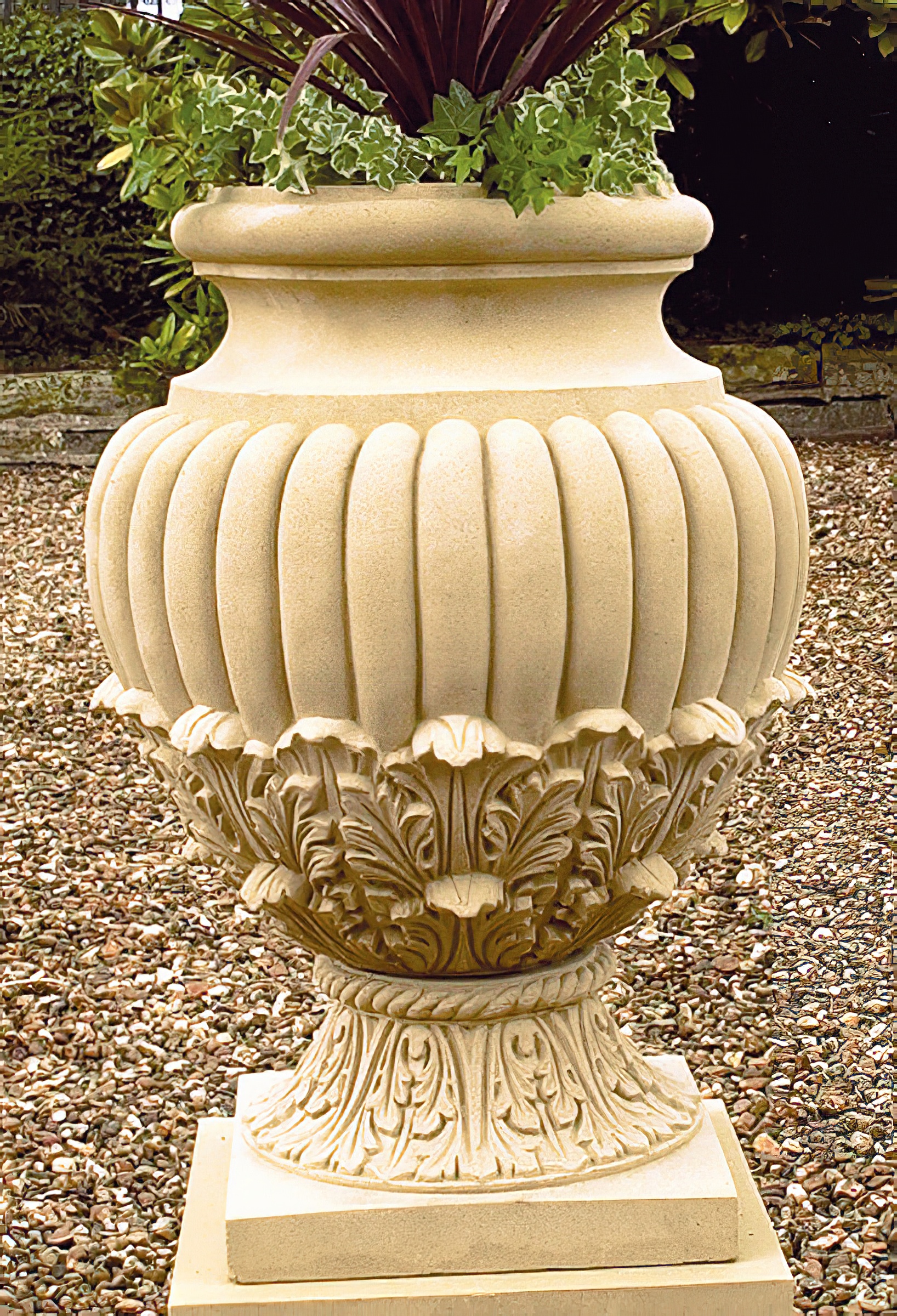 Vase en pierre de jardin antique - Caldecott Manor / Portland blanc