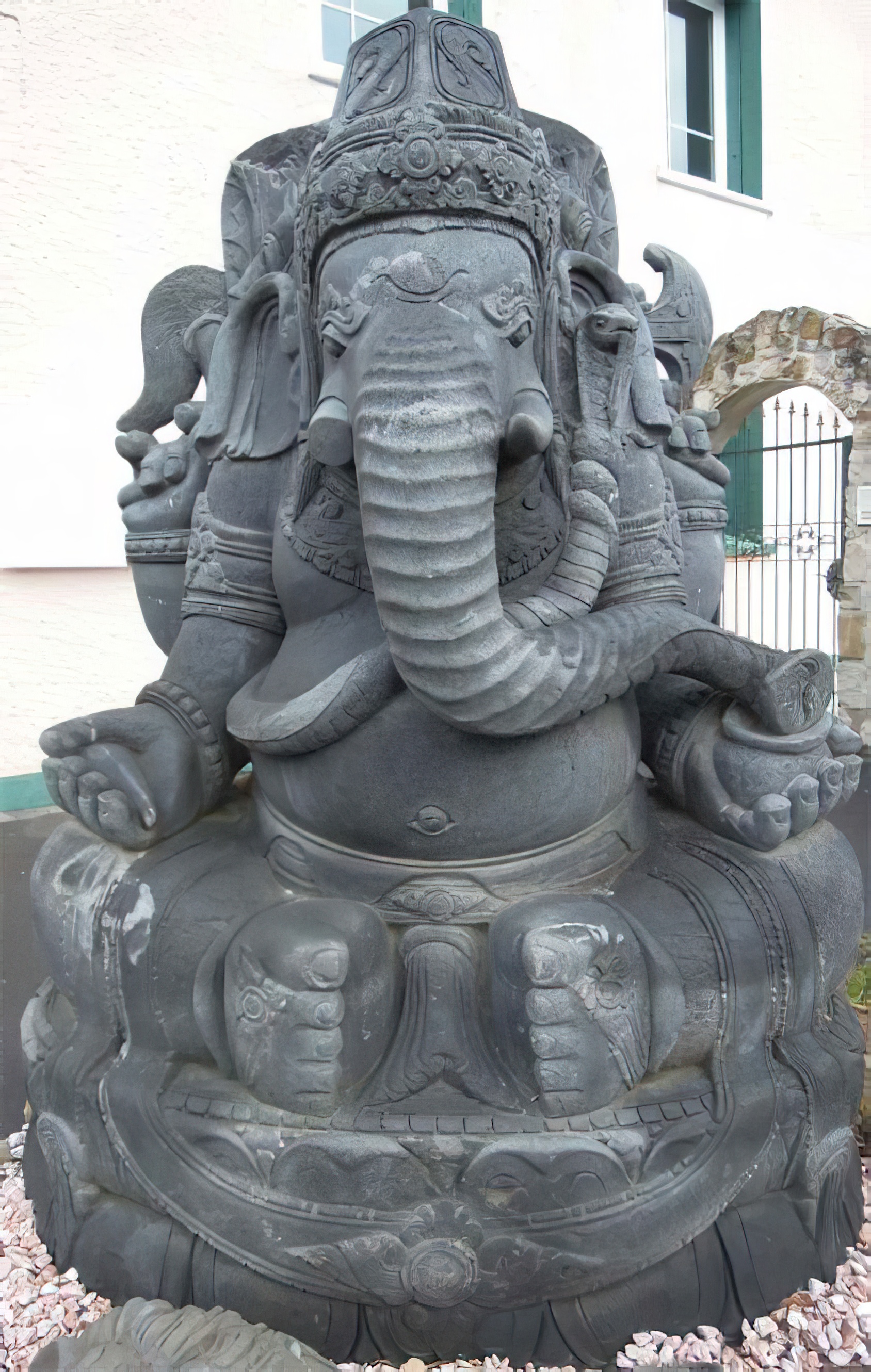 Ganesha sculpture de jardin en pierre - Guandi / 115x85x70cm (hxlxp)