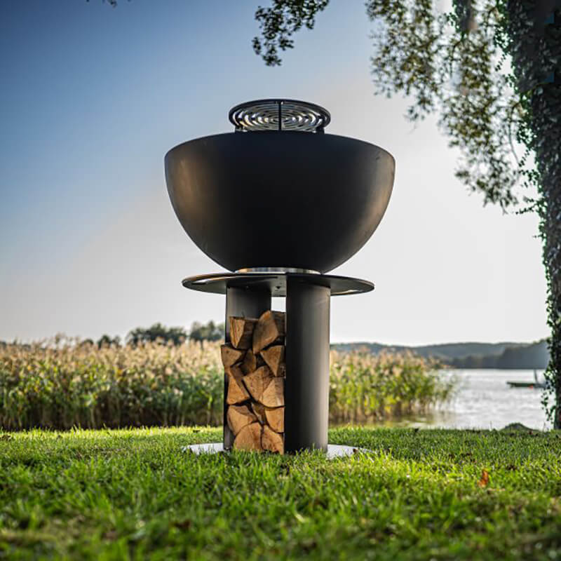 Barbecue colonne ronde de Masuria en acier pour le jardin en noir - Juno Grill / 106x80cm (HxDm) / oui