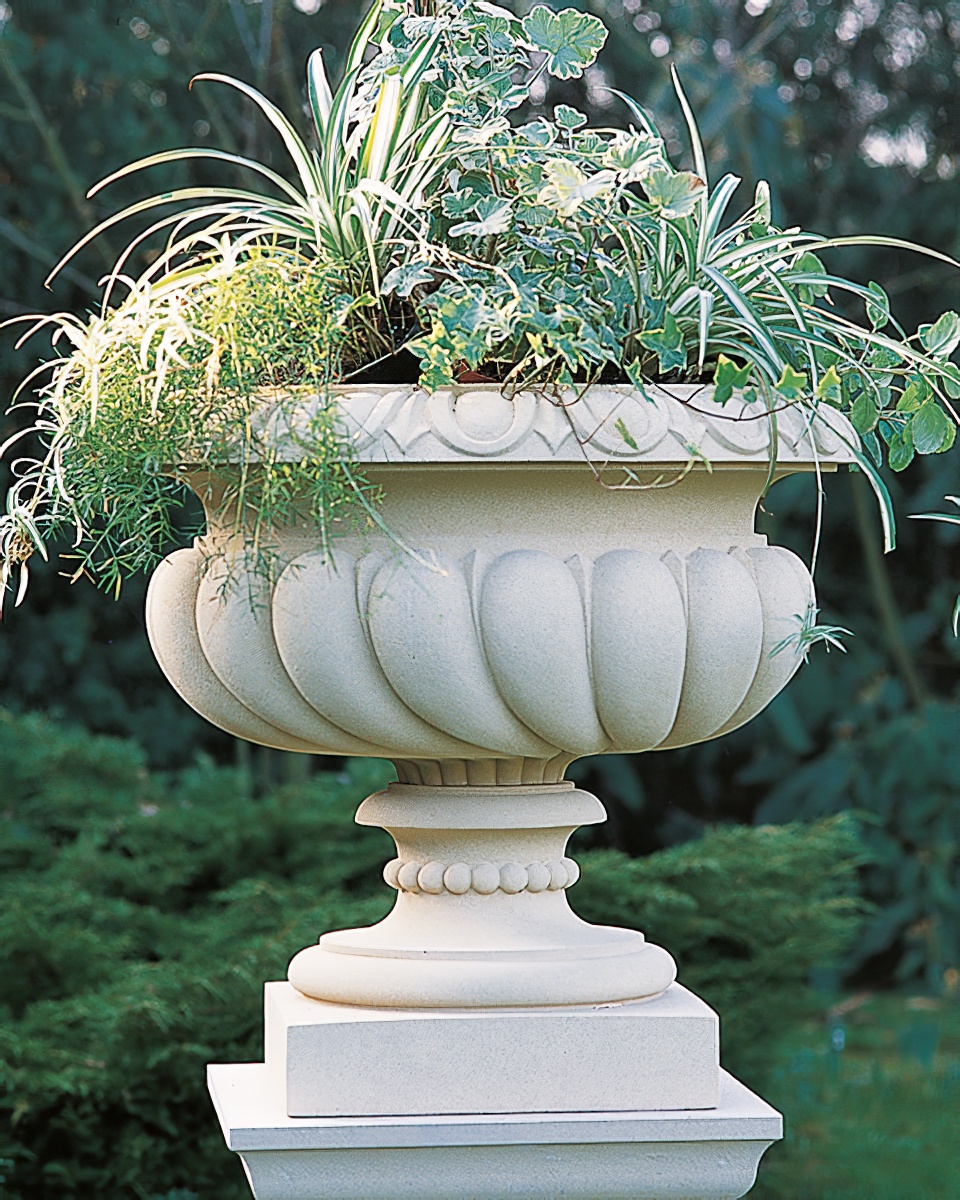 Pot de fleurs de jardin antique - Eggington House