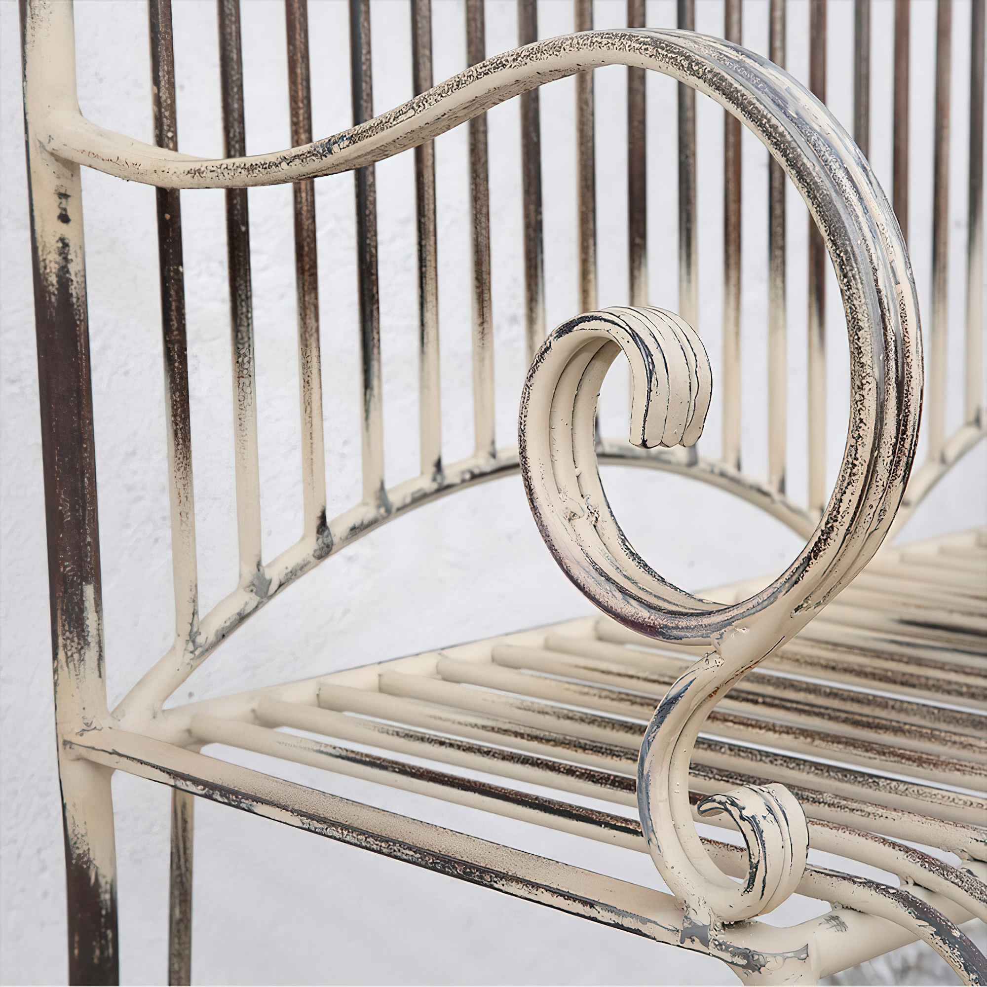 Banc de jardin 2 places en fer forgé romantique - Yacine / Rouille